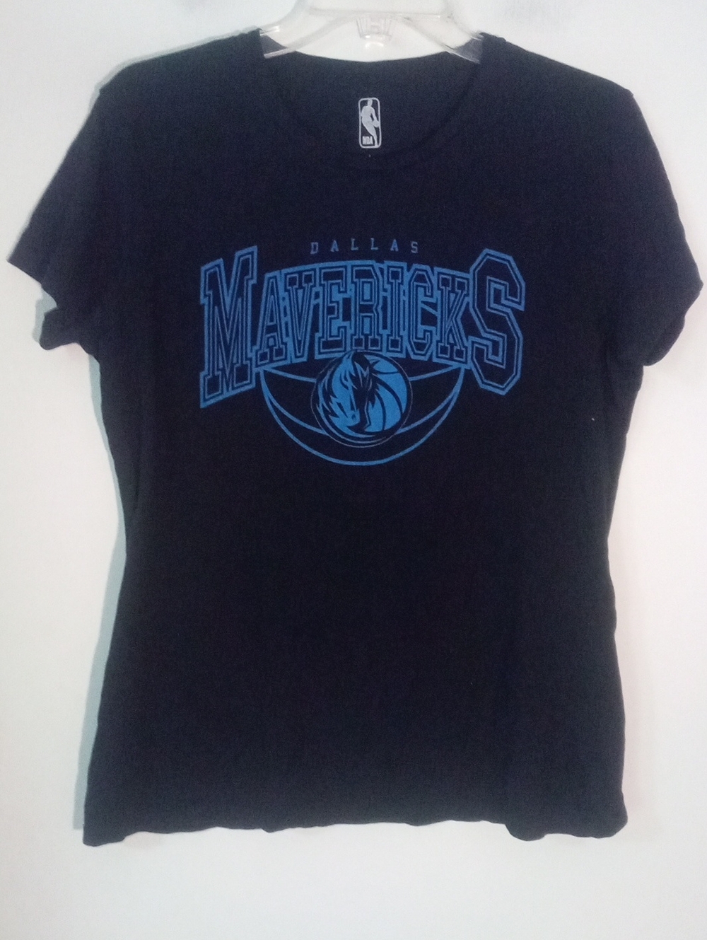 * NBA Dallas Mavericks Black Tee with Blue Logo Large New NWOT